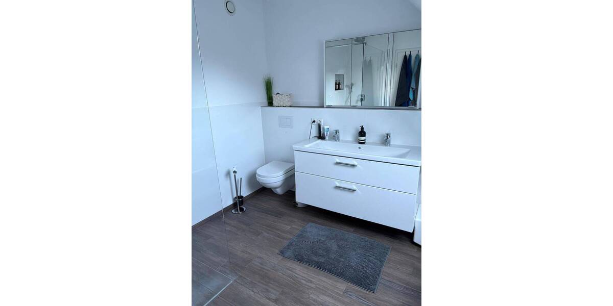 Doppelhaushälfte Pinneberg - 4 Zimmer, 118 m&sup2;, 1.790&euro; | Angebot:25969103