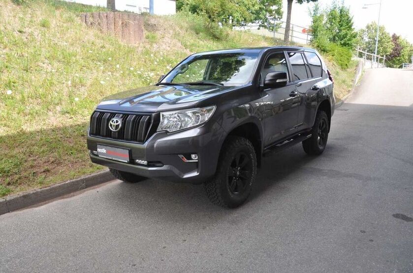 Land Cruiser