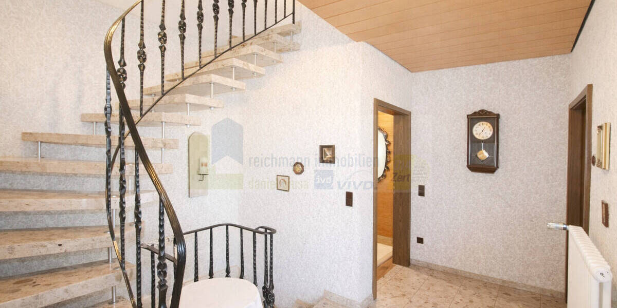 Einfamilienhaus Villingen-Schwenningen Schwenningen - 1 Zimmer, 258 m&sup2;, 460.000&euro; | Angebot:26275972