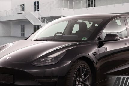 Tesla Model 3 63.950 km 25.890 &euro; Schöningen 38364