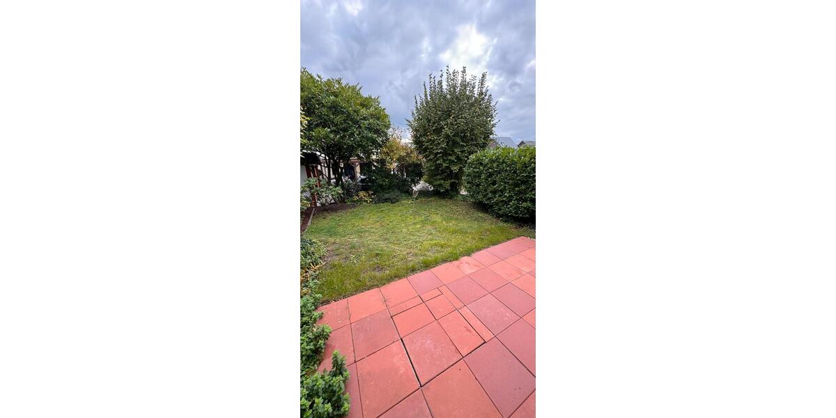 Reiheneckhaus, 134qm, 2x Garten, 3x Bäder renoviert, Einbauküche 5 zimmer