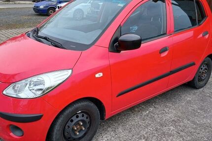 Hyundai i10 147.000 km 1.499 &euro; Jena 07747