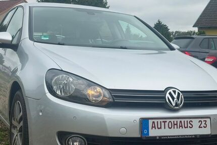 VW Golf 117.000 km 6.490 &euro; Trebbin 14959