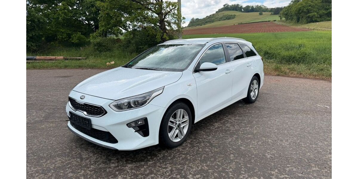 Kia ceed Sportswagon 139.800 km 9.999 &euro; Eisenberg 67304