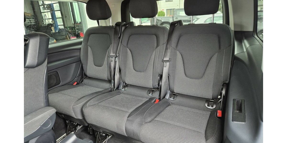 Mercedes-Benz V 220 d RWD lang, Standheizung, Distronic, AHK 36.888 km 49.990 &euro; Rodgau 63110