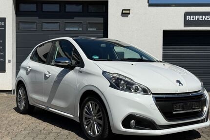 Peugeot 208 126.000 km 5.990 &euro; Landau 76879