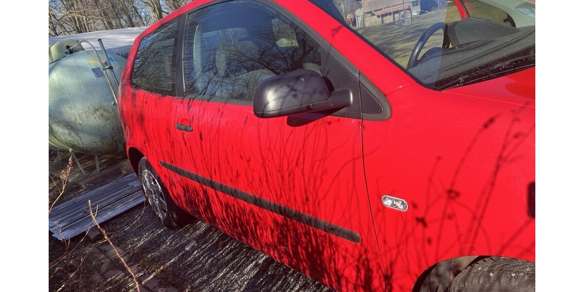 VW Polo 130.000 km 1.500 &euro; Gremersdorf-Buchholz 18461