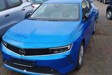 Opel Astra 18.800 km 19.400 &euro; Volkach 97332