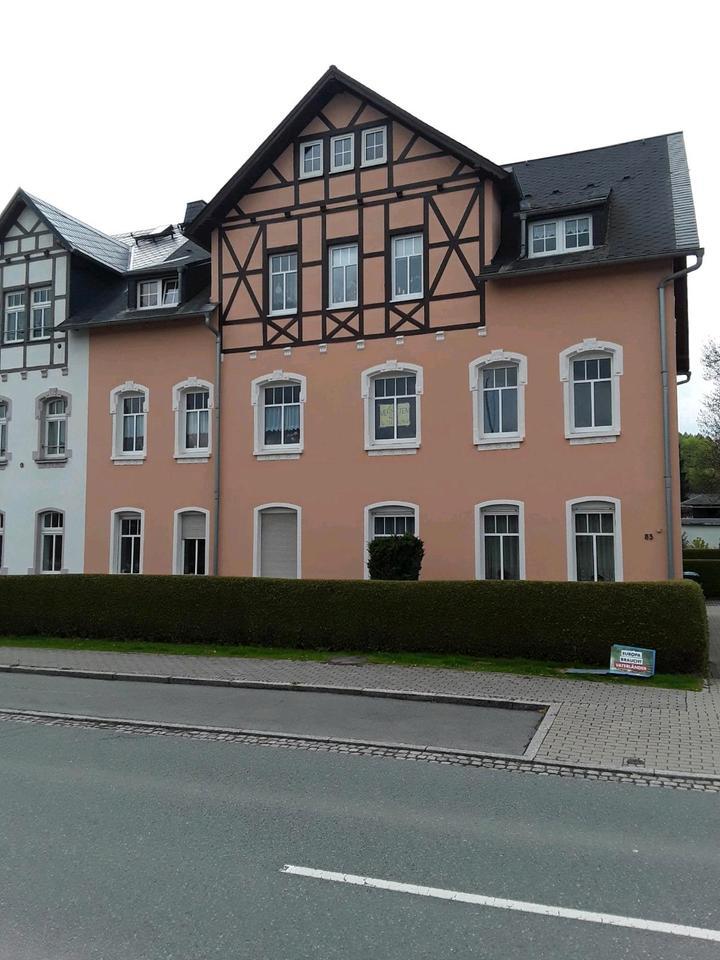 Sehr schöne helle Wohnung mit Gartennutzung zu vermieten