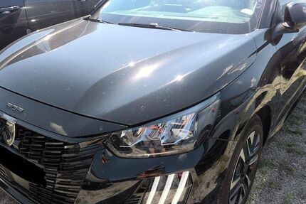 Peugeot 208 12.901 km 15.680 &euro; Rüsselsheim 65428