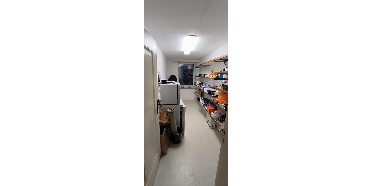 Etagenwohnung Eutin - 2 Zimmer, 130 m&sup2;, 1.000&euro; | Angebot:25100655