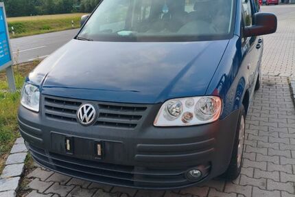VW Caddy 139.000 km 5.900 &euro; Beratzhausen 93176