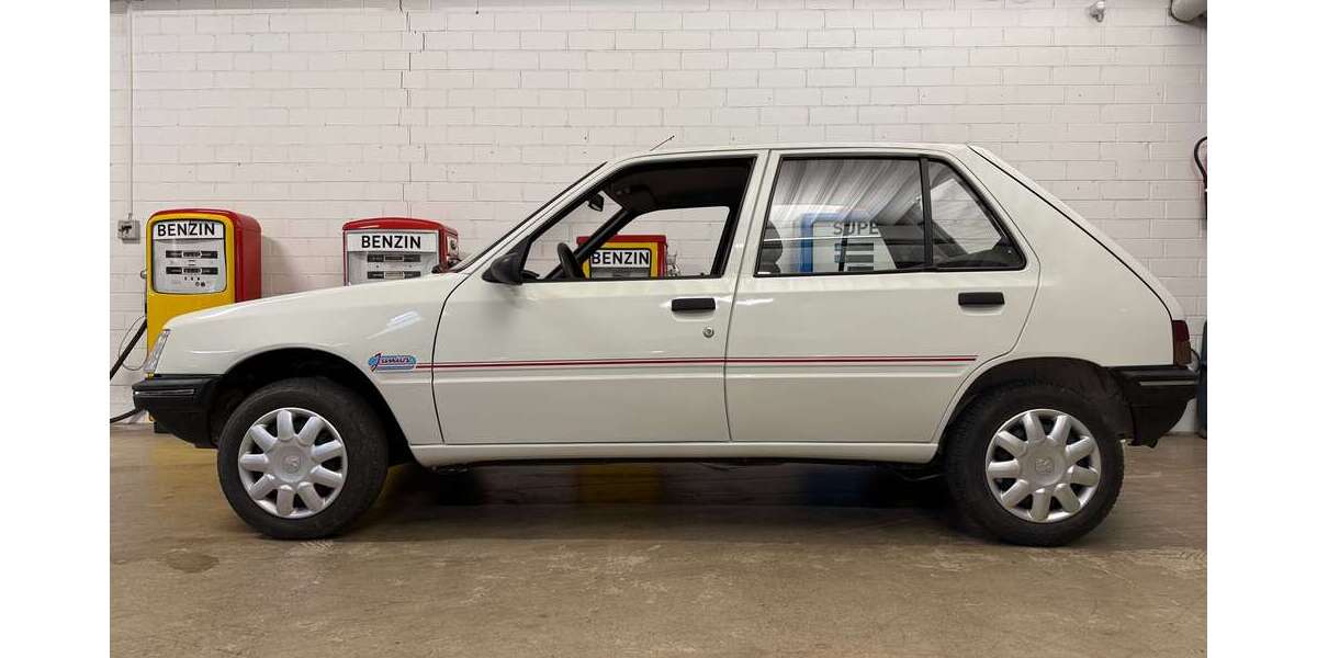 Peugeot 205 147.133 km 3.490 &euro; Bopfingen 73441