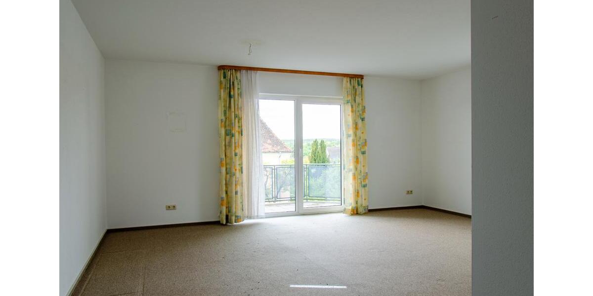 Etagenwohnung Sulzbach-Rosenberg Rosenberg - 3 Zimmer, 86 m&sup2;, 900&euro; | Angebot:26636171