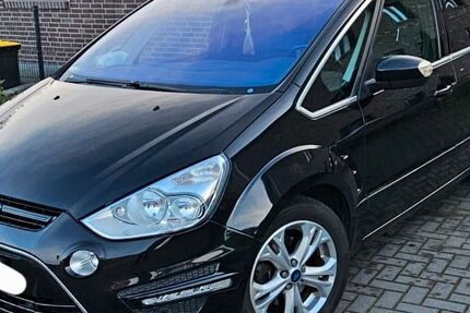 Ford S-Max 270.205 km 4.599 &euro; Eggermühlen 49577
