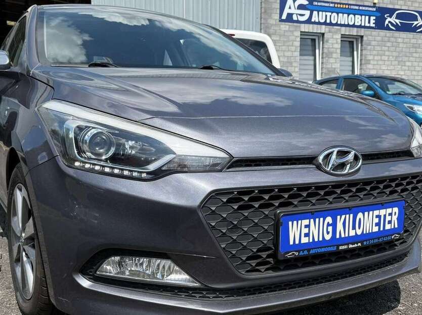 i20