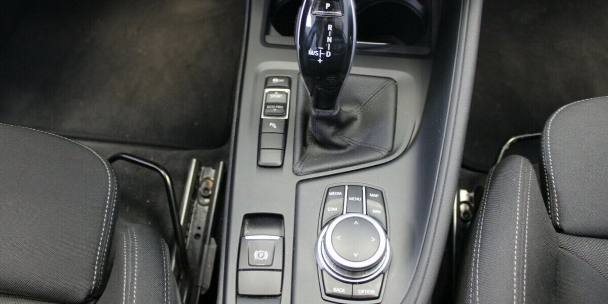 BMW X1 sDrive20i Aut. Advantage 61.606 km 23.980 &euro; Euskirchen 53881