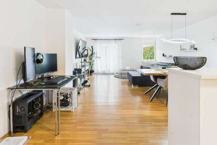 Wohnung Ludwigsburg Eglosheim - 2 Zimmer, 67 m&sup2;, 1.040&euro; | Angebot:27032950