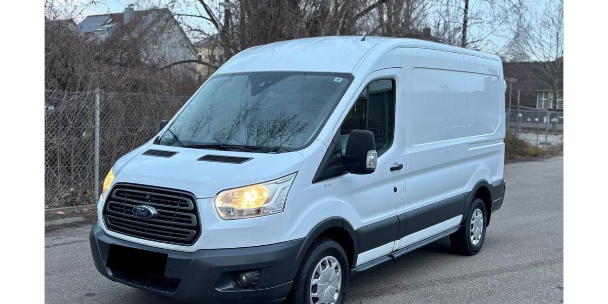 Ford Transit 122.000 km 9.900 &euro; Augsburg 86150