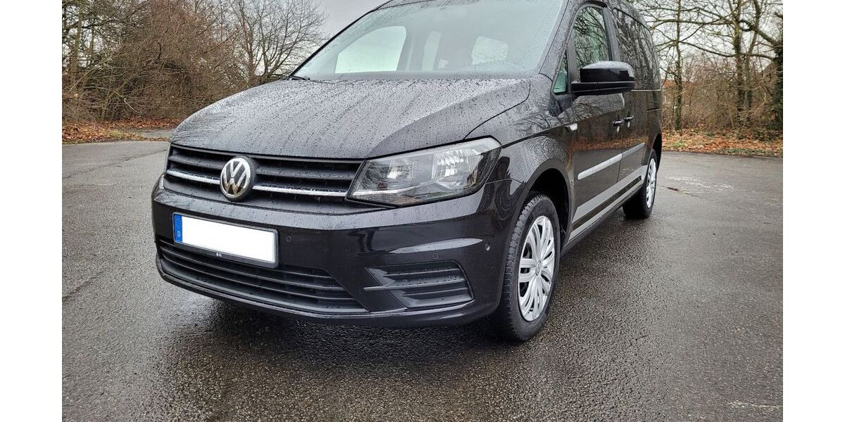 VW Caddy Maxi 94.596 km 21.370 € Nieheim 33039