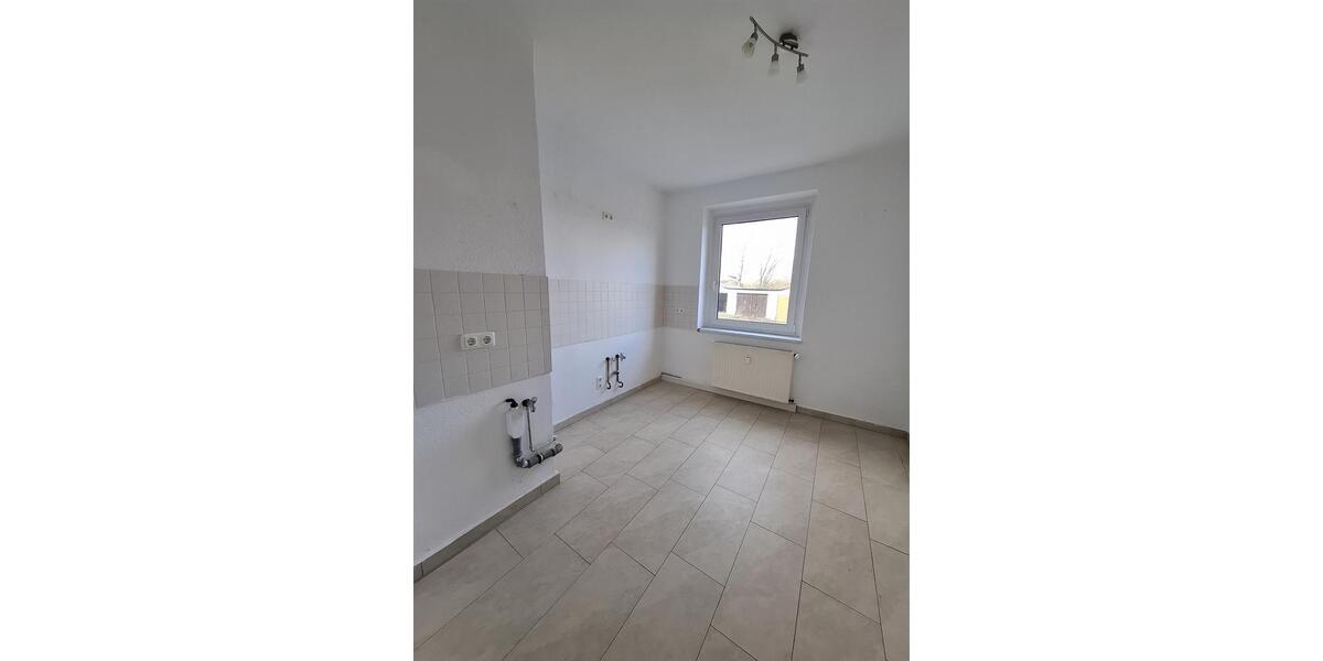 Etagenwohnung Waldheim - 3 Zimmer, 63 m&sup2;, 320&euro; | Angebot:18457494