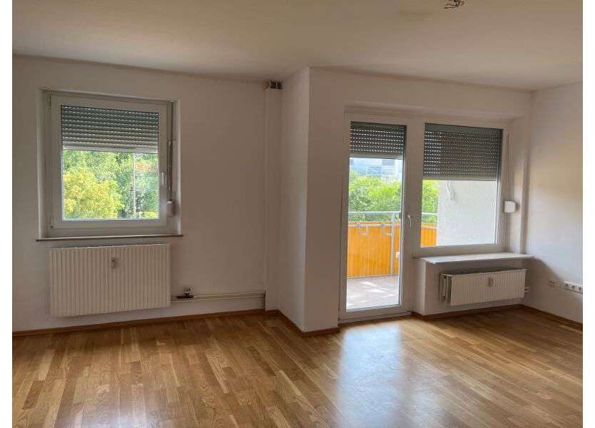 Wohnung zum Mieten in Erlangen 529,85 € 47.9 m²