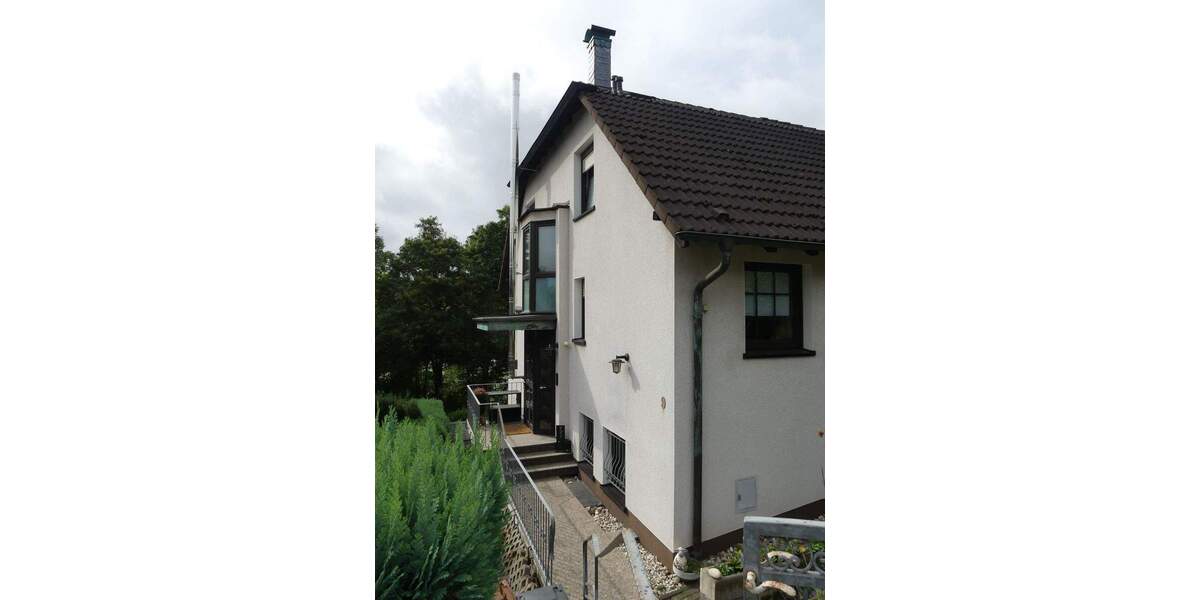 Etagenwohnung Gevelsberg - 5 Zimmer, 114 m&sup2;, 200.000&euro; | Angebot:25037870