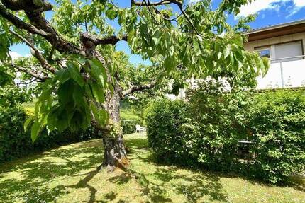 Doppelhaushälfte mit Gartenidylle 4 zimmer