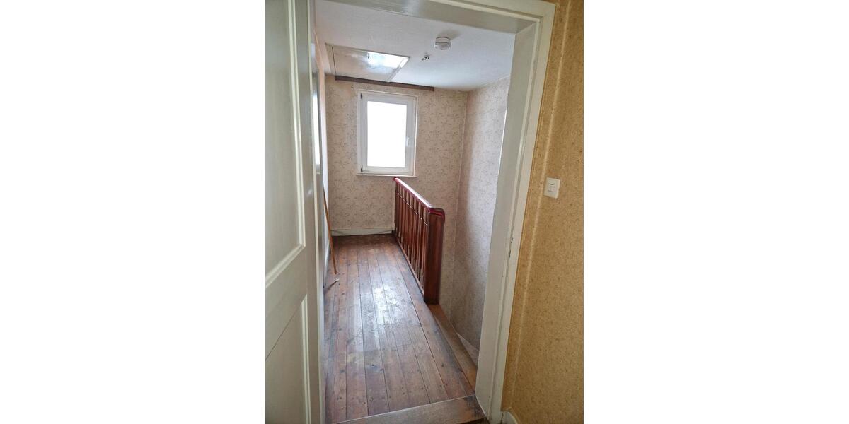 Etagenwohnung Hankensbüttel - 4.5 Zimmer, 95 m&sup2;, 800&euro; | Angebot:25381891