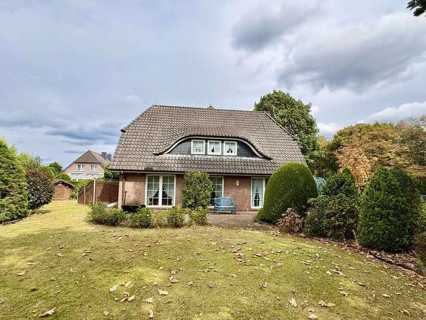 Haus zum Kaufen in Bremen 590.000 € 150.56 m²