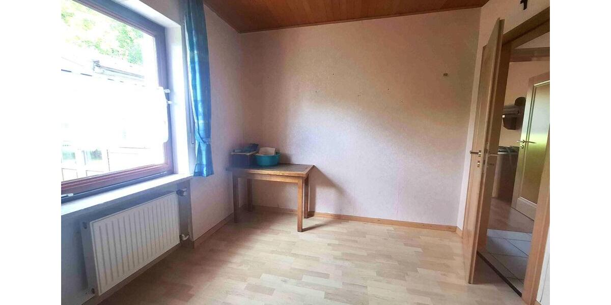 Bungalow Blankenheim - 5 Zimmer, 125 m&sup2;, 260.000&euro; | Angebot:26720821