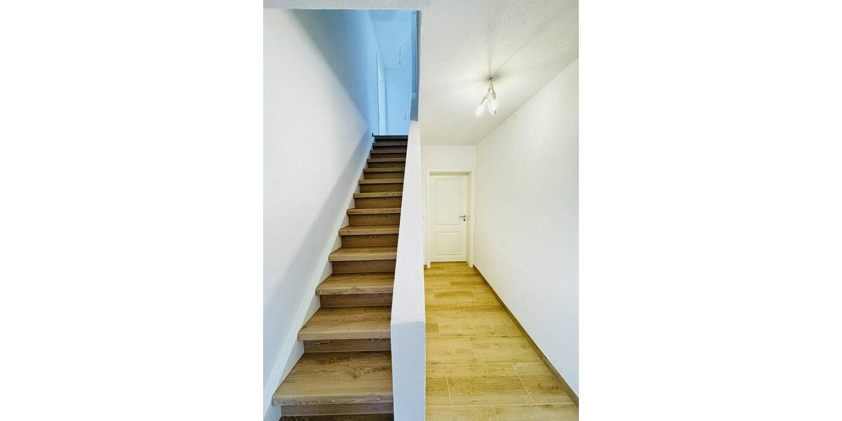 Einfamilienhaus Bechhofen - 8 Zimmer, 180 m&sup2;, 531.695&euro; | Angebot:26716071