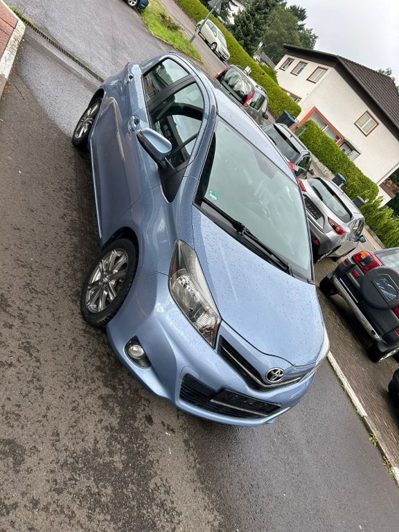 Yaris