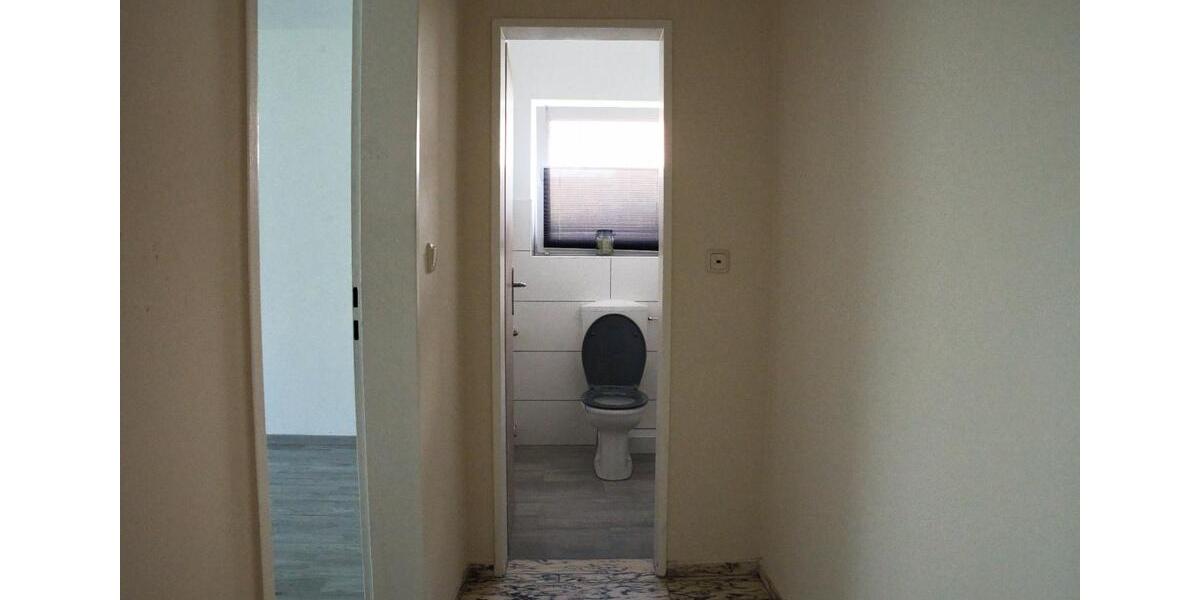 Erdgeschoßwohnung Rinteln - 5 Zimmer, 103 m&sup2;, 175.000&euro; | Angebot:26795667