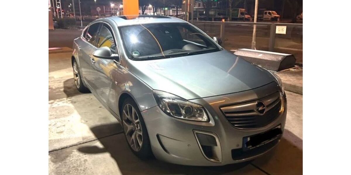 Opel Insignia 157.000 km 7.999 &euro; Berlin 12353
