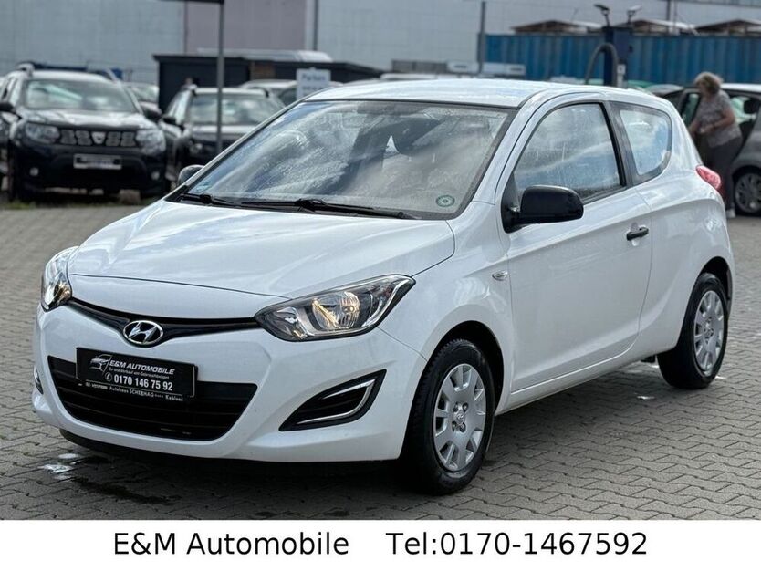i20