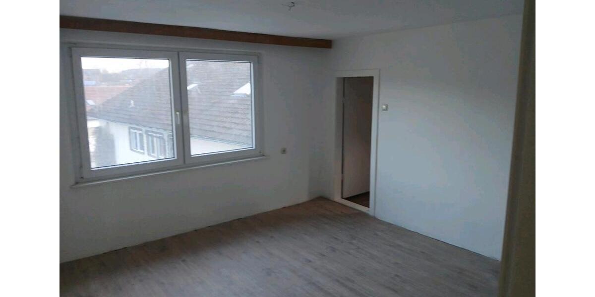 Dachgeschoßwohnung Rimbach - 3 Zimmer, 110 m&sup2;, 800&euro; | Angebot:25367426