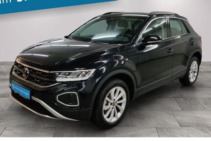 VW T-Roc 1.980 km 30.870 € Borna 04552