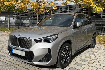 BMW iX1 38.136 km 38.000 € München 81827