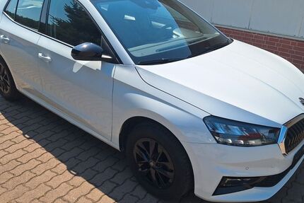 Skoda Fabia 16.941 km 15.990 &euro; Hergisdorf 06313