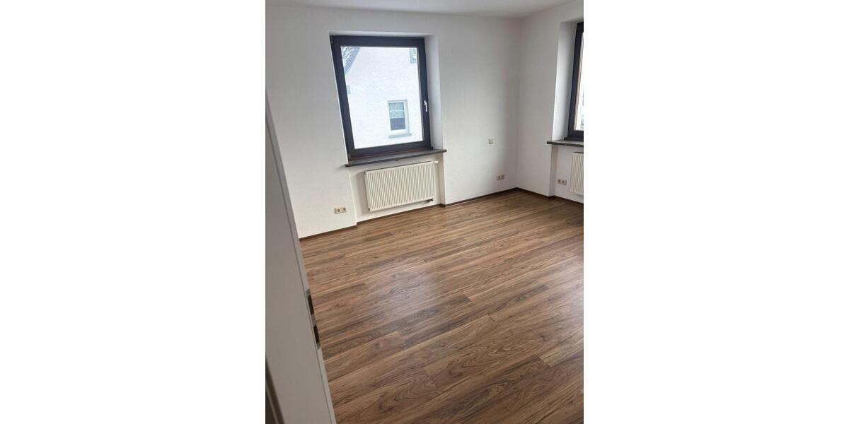 Etagenwohnung Lohr am Main - 3 Zimmer, 80 m&sup2;, 700&euro; | Angebot:24713571