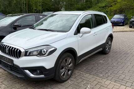 Suzuki SX4 S-Cross 85.000 km 16.990 &euro; Göttingen 37079