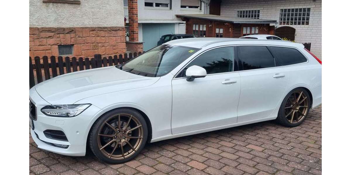 Volvo V90 130.000 km 21.500 &euro; Freigericht 63579