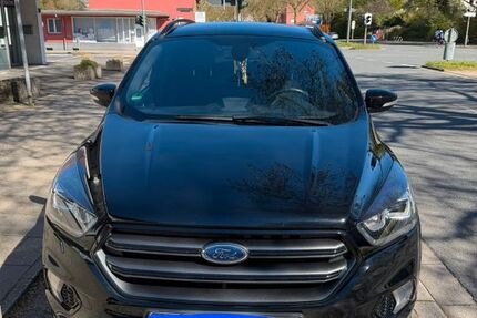 Ford Kuga 90.000 km 15.400 &euro; Bochum 44803