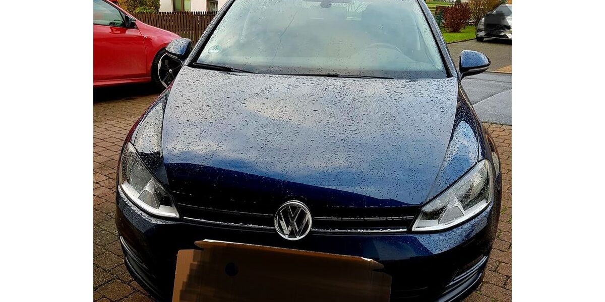 VW Golf 102.000 km 9.100 &euro; Wabern 34590