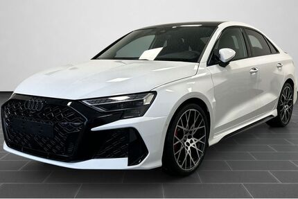 Audi RS3 8.500 km 67.990 &euro; Walldorf 69190