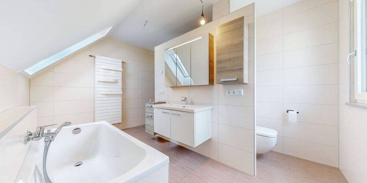 Einfamilienhaus Gollhofen - 5 Zimmer, 137 m&sup2;, 585.000&euro; | Angebot:26189012