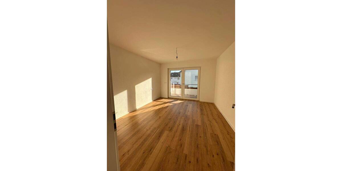 Etagenwohnung Markgröningen Unterriexingen - 4 Zimmer, 102 m&sup2;, 1.400&euro; | Angebot:25339230