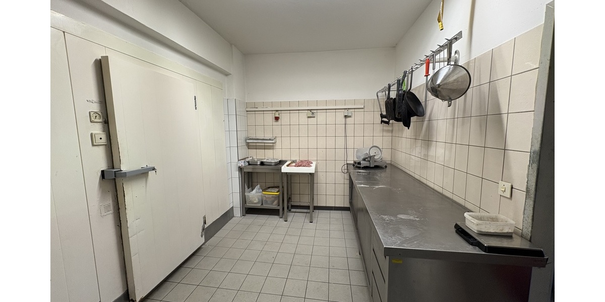 Einzigartige Begegnungsstätte mit vielseitigen Nutzungsmöglichkeiten in Bodenstein - Wohn- & Geschäftshaus Bodenstein Bodenstein | Angebot:24877234