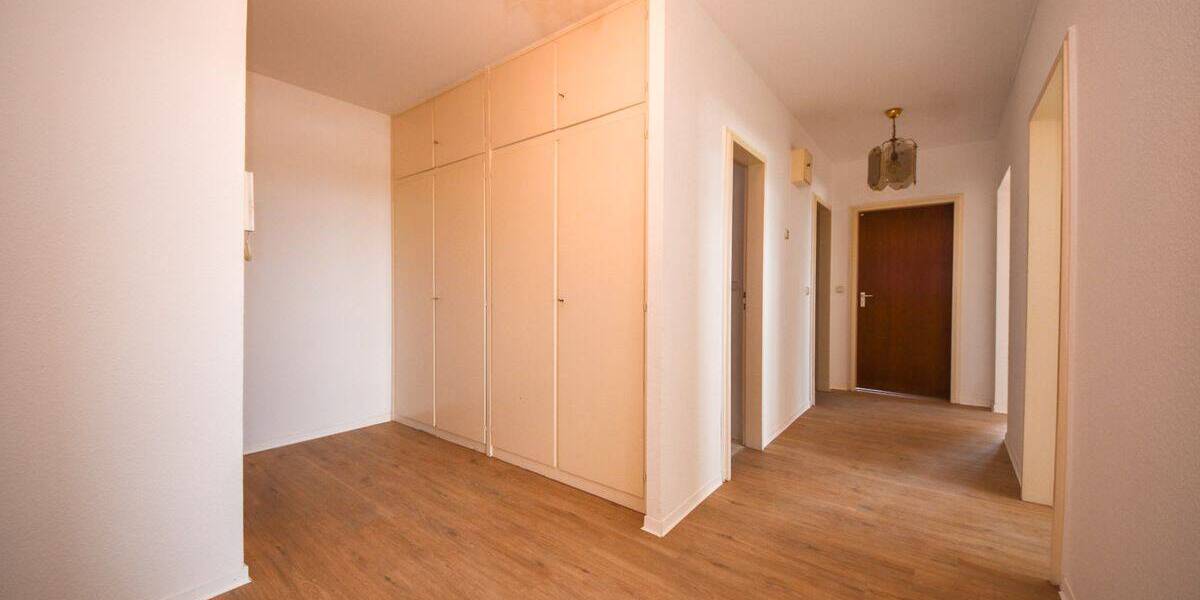 Etagenwohnung Frankfurt Sachsenhausen - 4 Zimmer, 99 m&sup2;, 409.000&euro; | Angebot:26435030